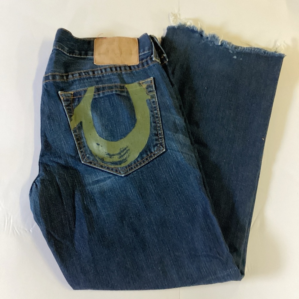 True Religion Dark Wash Jeans With Green Horse Shoe Details.